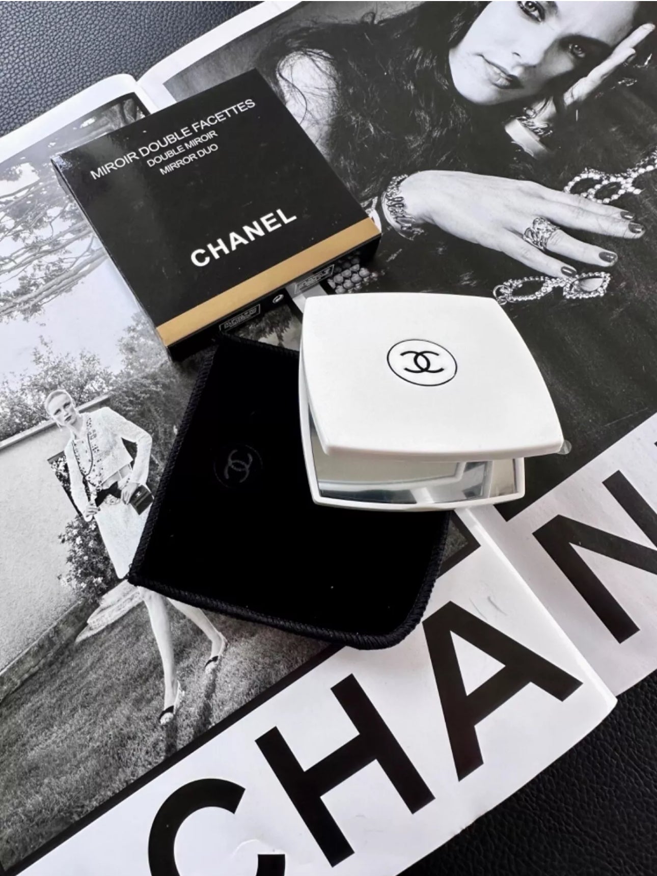 Spiegel Mirror Double CHANEL weiß mit zwei Facetten